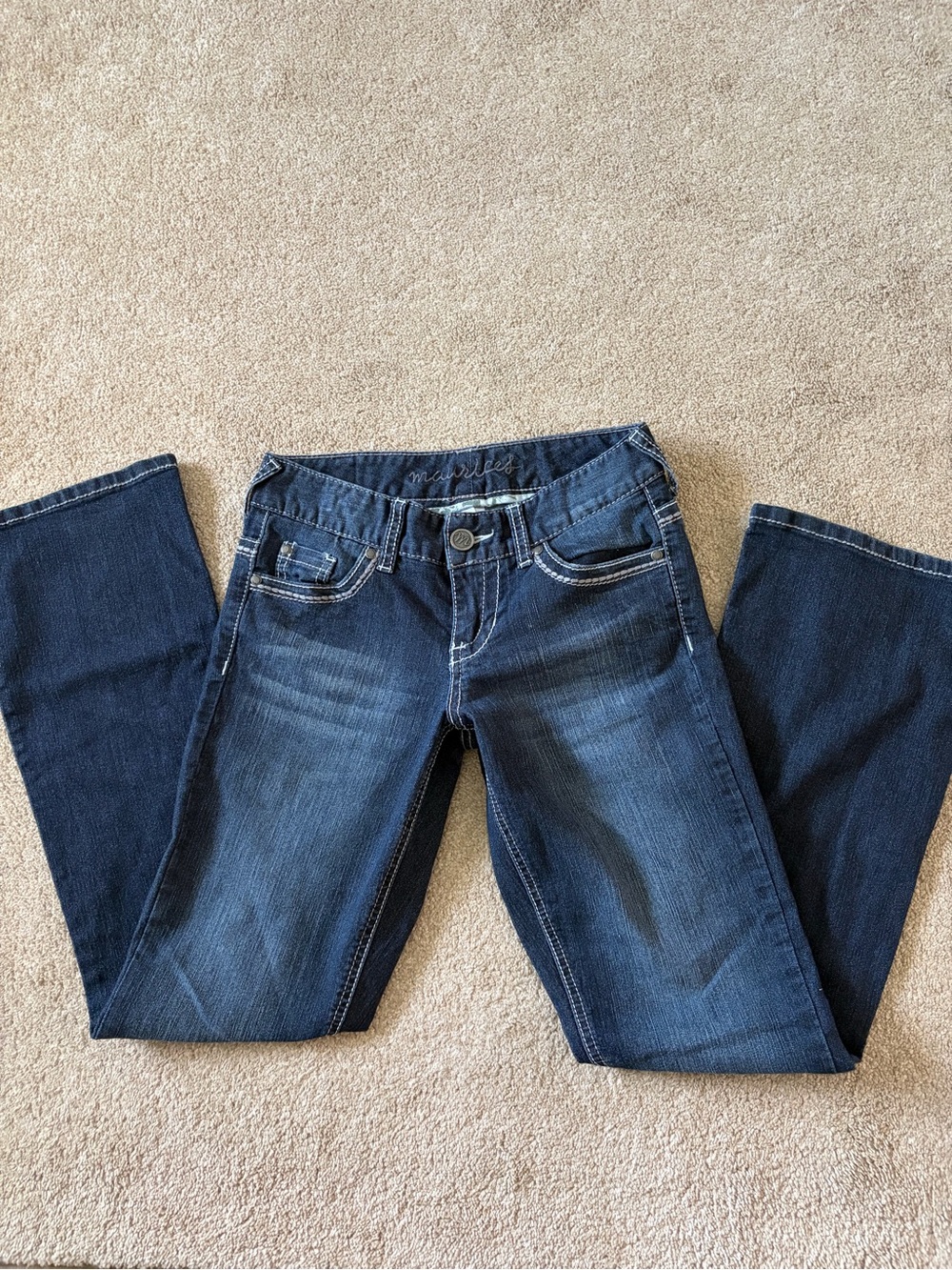 Maurices Dark Wash Bootcut Jeans Thick Stitch Embellished M Pocket Size 0 Short